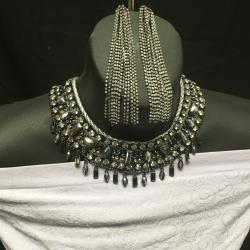 Black Rhinestones necklace and earrings
