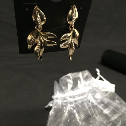 Thalia Sodi Gold-Tone Leaf Drop