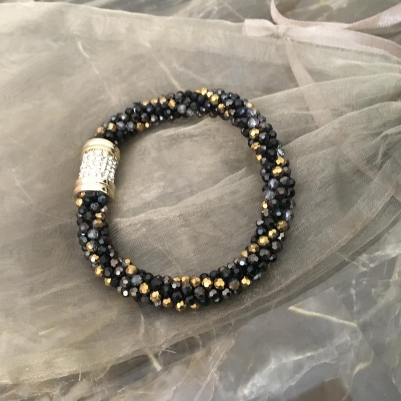 Magnetic Beaded Bracelet