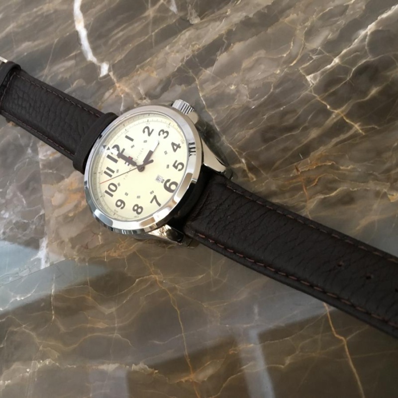 Tommy Hilfiger Men’s Leather Band Watch