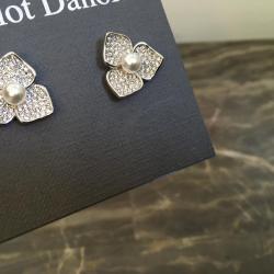 Eliot Danori Crystal Flowers w/Small Faux Pearl