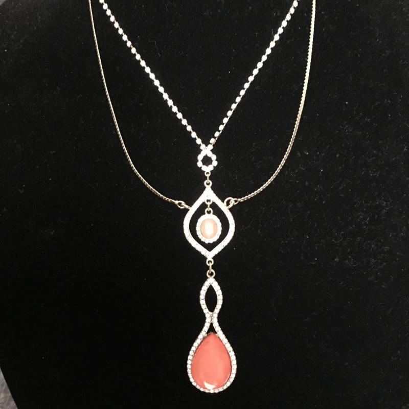 Layer Necklace Drop with pendant